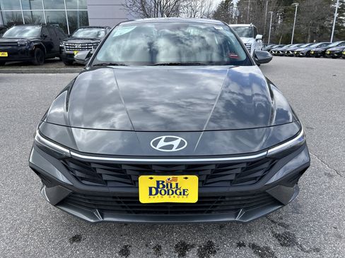 New 2026 Hyundai Elantra Hybrid FWD image 10