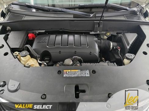 Used 2015 Chevrolet Traverse LT image 25