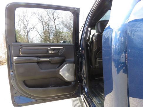 Used 2019 RAM 1500 Limited AWD/4WD image 18
