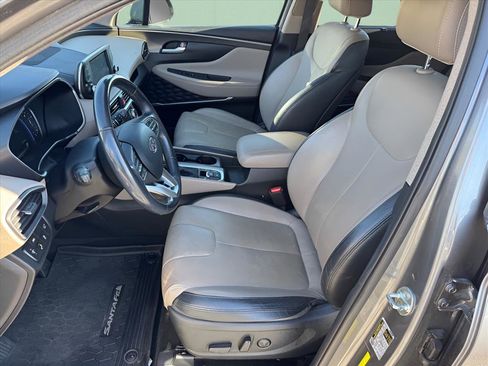Used 2019 Hyundai Santa Fe Limited image 5