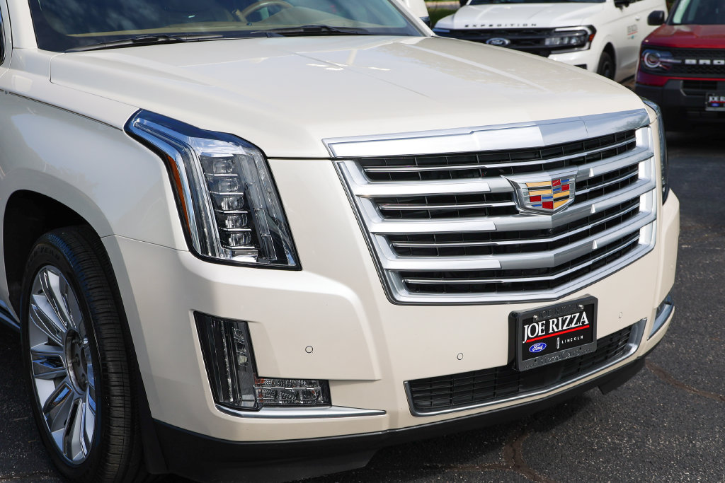 Used 2015 Cadillac Escalade Platinum AWD/4WD image 21