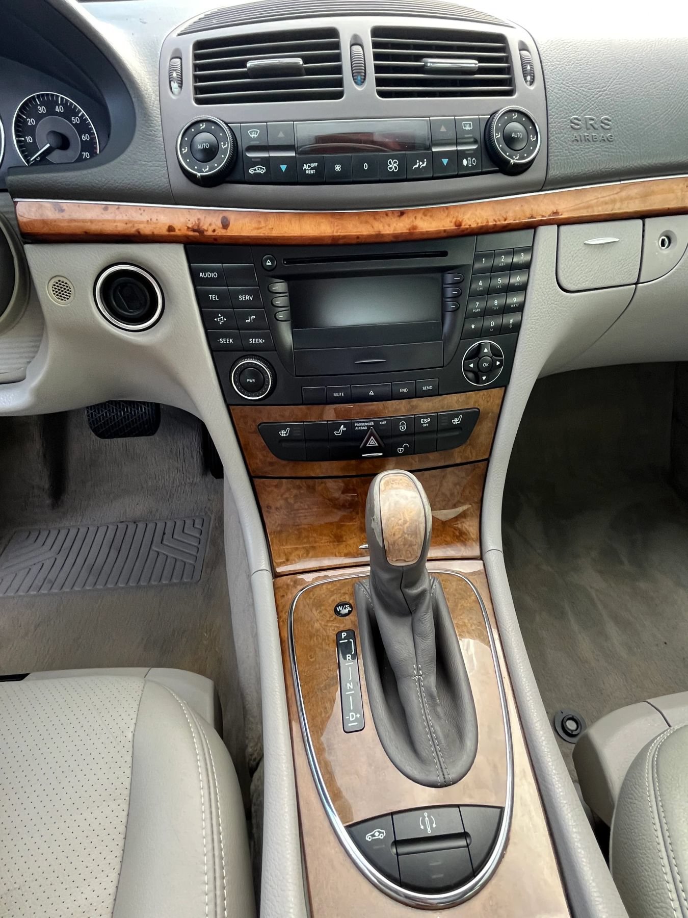 Used 2003 Mercedes-Benz E 500 Sedan image 19