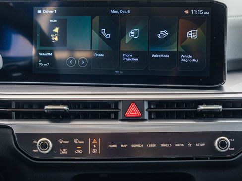 New 2026 Kia Sorento S w/ S Panoramic Sunroof Package FWD image 22