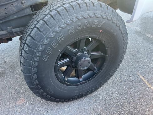 Used 2004 Ford F350 Lariat image 26