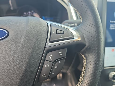 Used 2023 Ford Edge ST AWD/4WD image 25