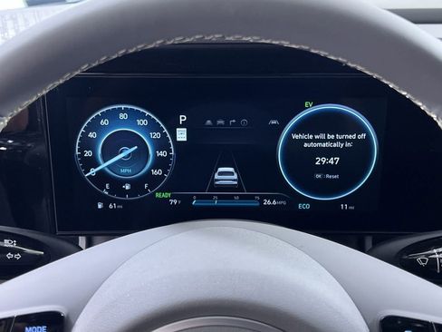 New 2025 Hyundai Elantra SEL image 16