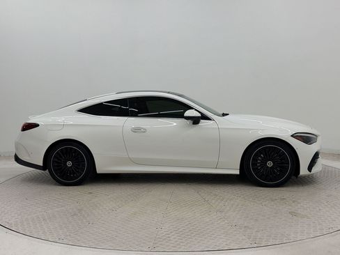 Used 2024 Mercedes-Benz CLE 300 4MATIC Coupe image 8