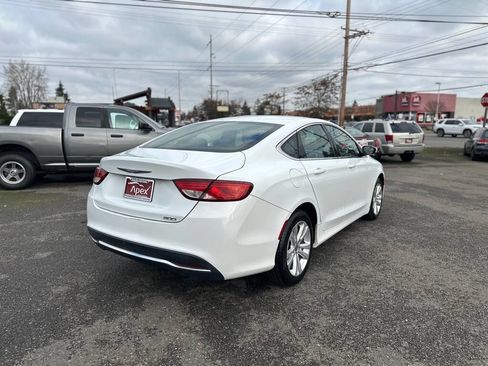 Used 2015 Chrysler 200 Limited image 6