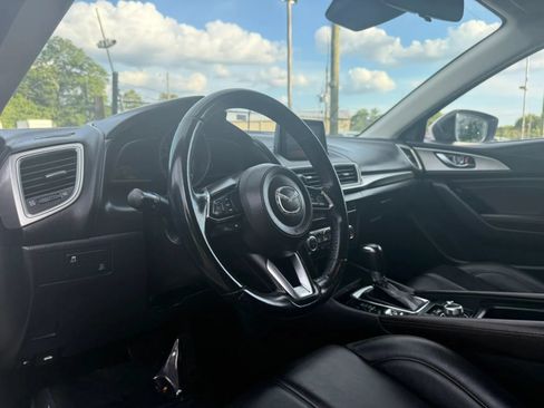 Used 2017 MAZDA MAZDA3 Touring FWD image 21
