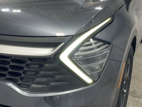 Used 2024 Kia Sportage LX image 27