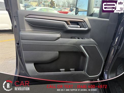 Used 2024 Chevrolet Silverado 2500 LT image 31