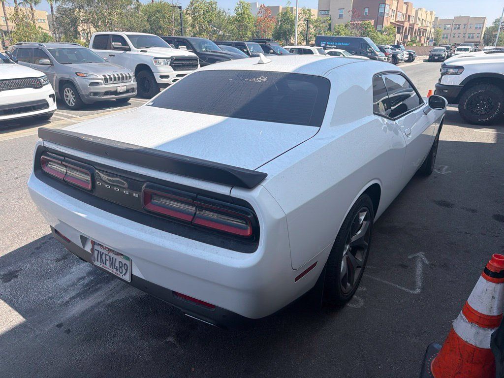Used 2015 Dodge Challenger SXT Plus w/ Driver Convenience Group RWD image 5