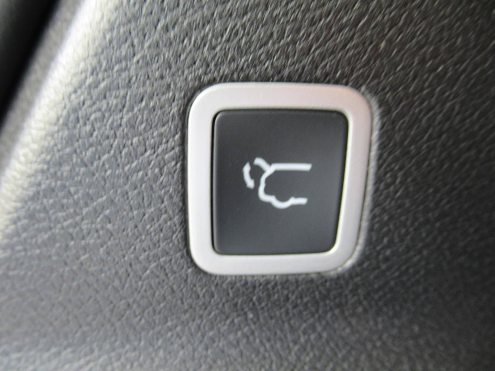 New 2026 Chrysler Voyager LX FWD image 33