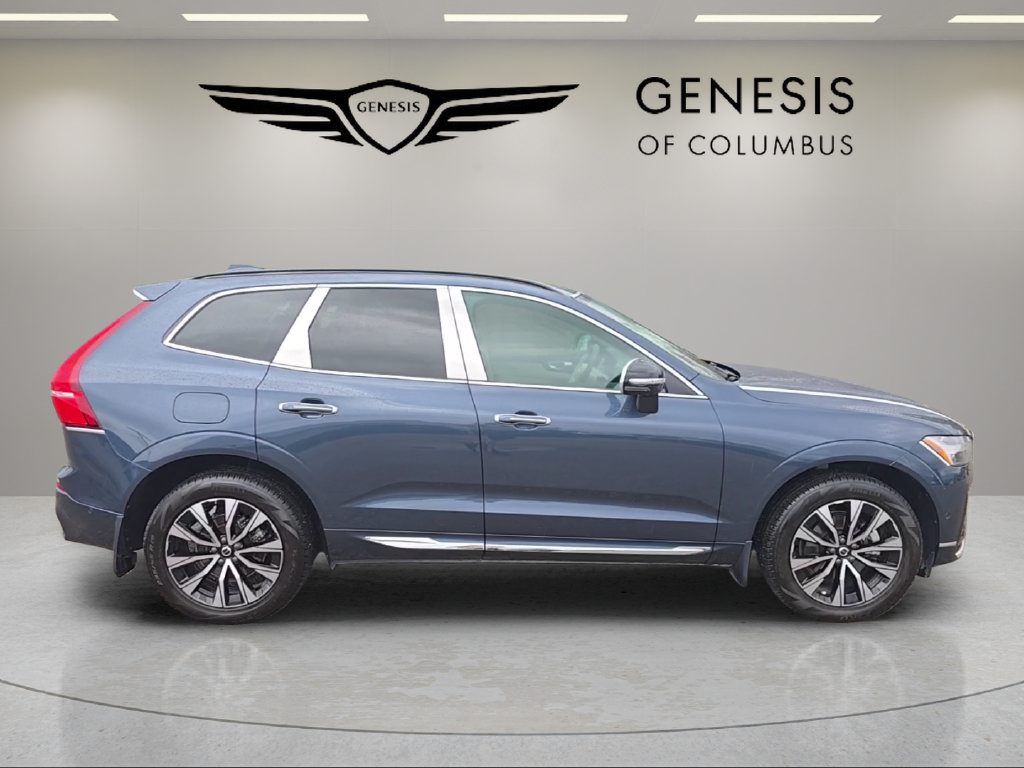 Used 2024 Volvo XC60 B5 Plus w/ Protection Package Premier AWD/4WD image 6