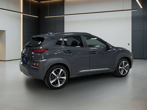 Used 2021 Hyundai Kona Limited w/ Cargo Package FWD image 7