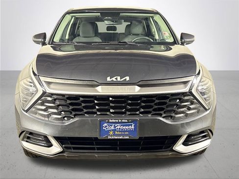 Used 2024 Kia Sportage LX image 3