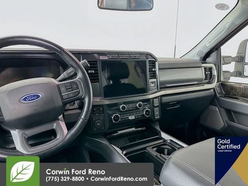 Certified 2024 Ford F250 Lariat w/ Black Appearance Package image 28