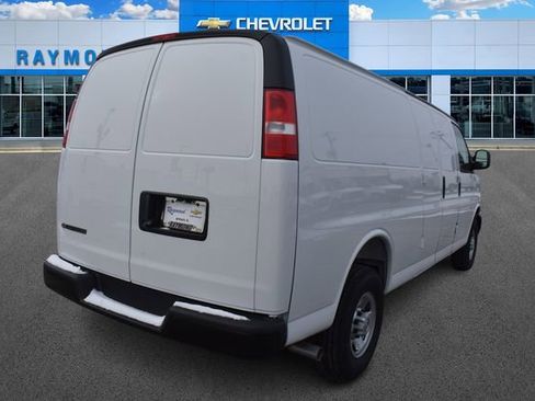 New 2025 Chevrolet Express 2500 Extended image 4
