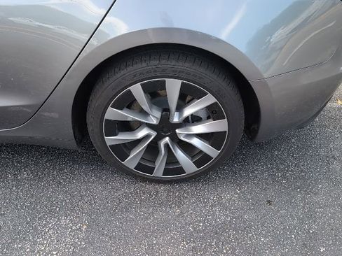 Used 2025 Tesla Model 3 RWD image 7