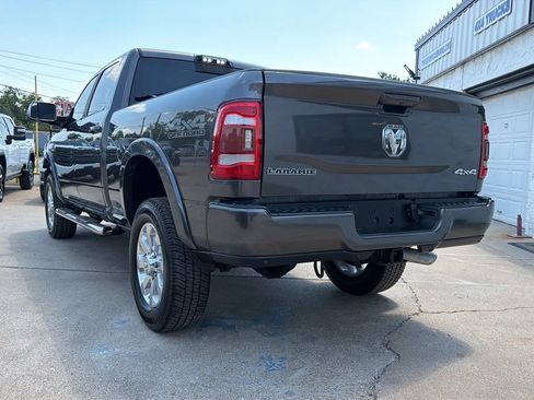 Used 2019 RAM 2500 Laramie AWD/4WD image 2