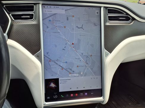 Used 2017 Tesla Model S 75D AWD/4WD image 22