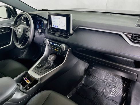 Certified 2024 Toyota RAV4 SE w/ Convenience Package AWD/4WD image 25