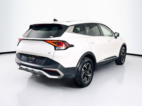 Used 2025 Kia Sportage LX image 9