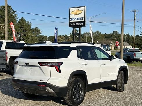 New 2026 Chevrolet Equinox ACTIV w/ LPO, Floor Liner Package image 9