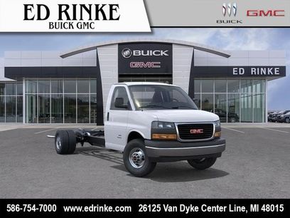 New 2026 GMC Savana 4500 w/ Power Convenience Package