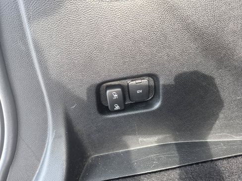 Used 2021 Ford Edge SEL AWD/4WD image 11