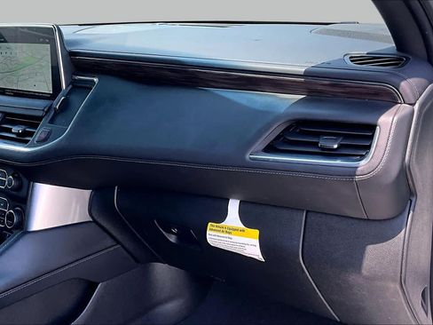 Used 2022 Chevrolet Tahoe LT RWD image 19