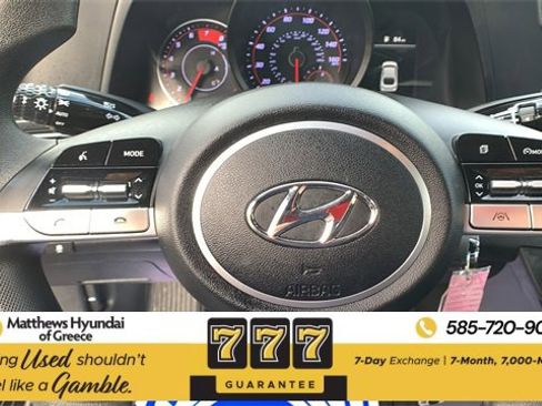 Used 2023 Hyundai Elantra SE image 16