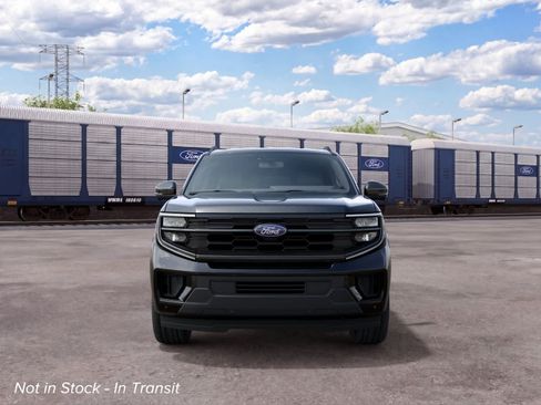 New 2027 Ford Expedition Max Active RWD image 3