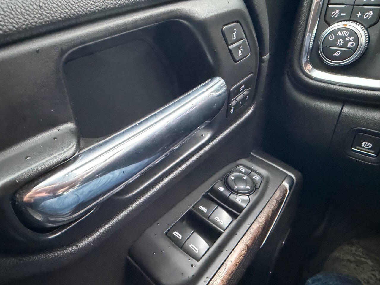 Used 2020 GMC Sierra 1500 Denali w/ Technology Package AWD/4WD image 19