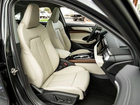 New 2026 Audi A6 Premium Plus image 25