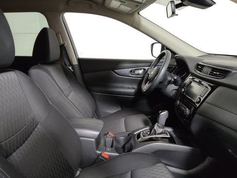 Used 2020 Nissan Rogue SV AWD/4WD image 21