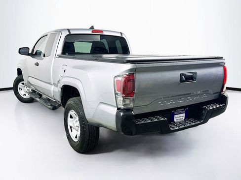 Used 2019 Toyota Tacoma SR image 6