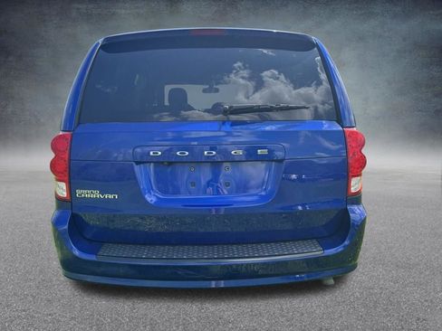 Used 2019 Dodge Grand Caravan SE FWD image 7