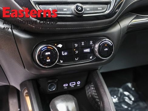 Used 2021 Chevrolet TrailBlazer ACTIV w/ Convenience Package FWD image 20