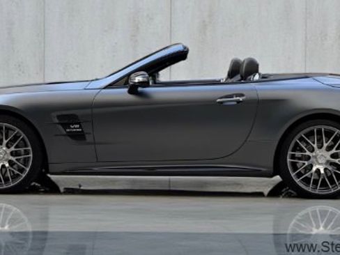 Used 2017 Mercedes-Benz SL 63 AMG image 3