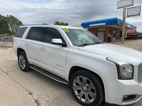 Used 2017 GMC Yukon Denali w/ Open Road Package image 6