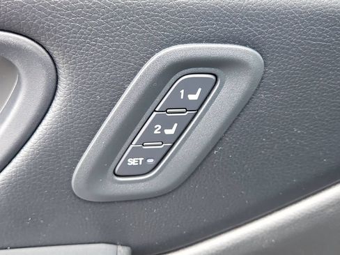 Certified 2023 Honda Pilot Touring image 21