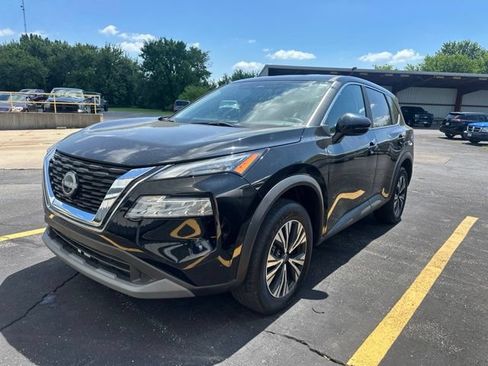 Used 2023 Nissan Rogue SV FWD image 18