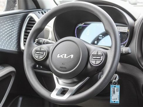 New 2025 Kia Soul LX w/ LX Technology Package image 16