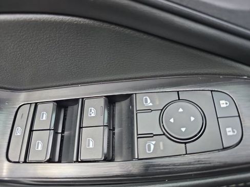 New 2026 Nissan Rogue SV image 29