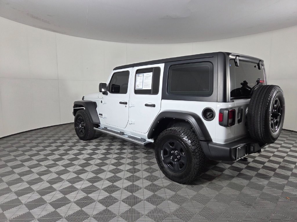 Used 2022 Jeep Wrangler Unlimited Sport AWD/4WD image 6