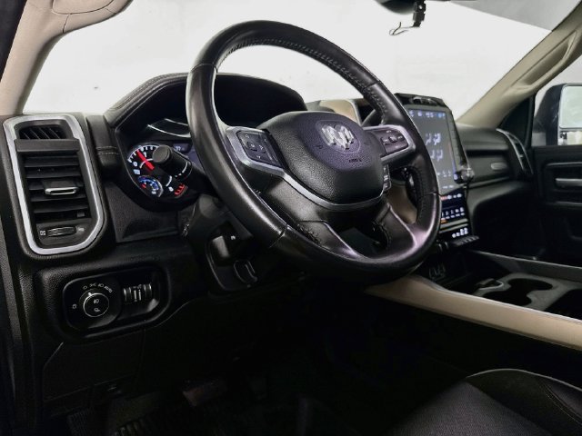 Used 2024 RAM 3500 Laramie AWD/4WD image 19