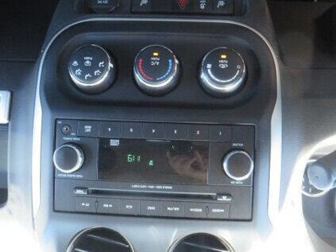 Used 2014 Jeep Compass Latitude w/ All Weather Capability Group image 52