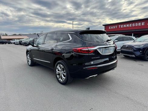 Used 2020 Buick Enclave Avenir image 3