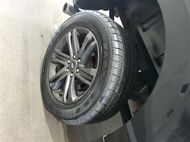 Used 2021 Ford F150 Lariat w/ Equipment Group 502A High AWD/4WD image 18
